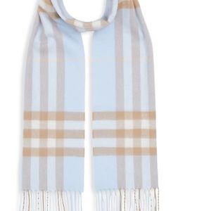 Burberry The Classic Check Cashmere Scarf